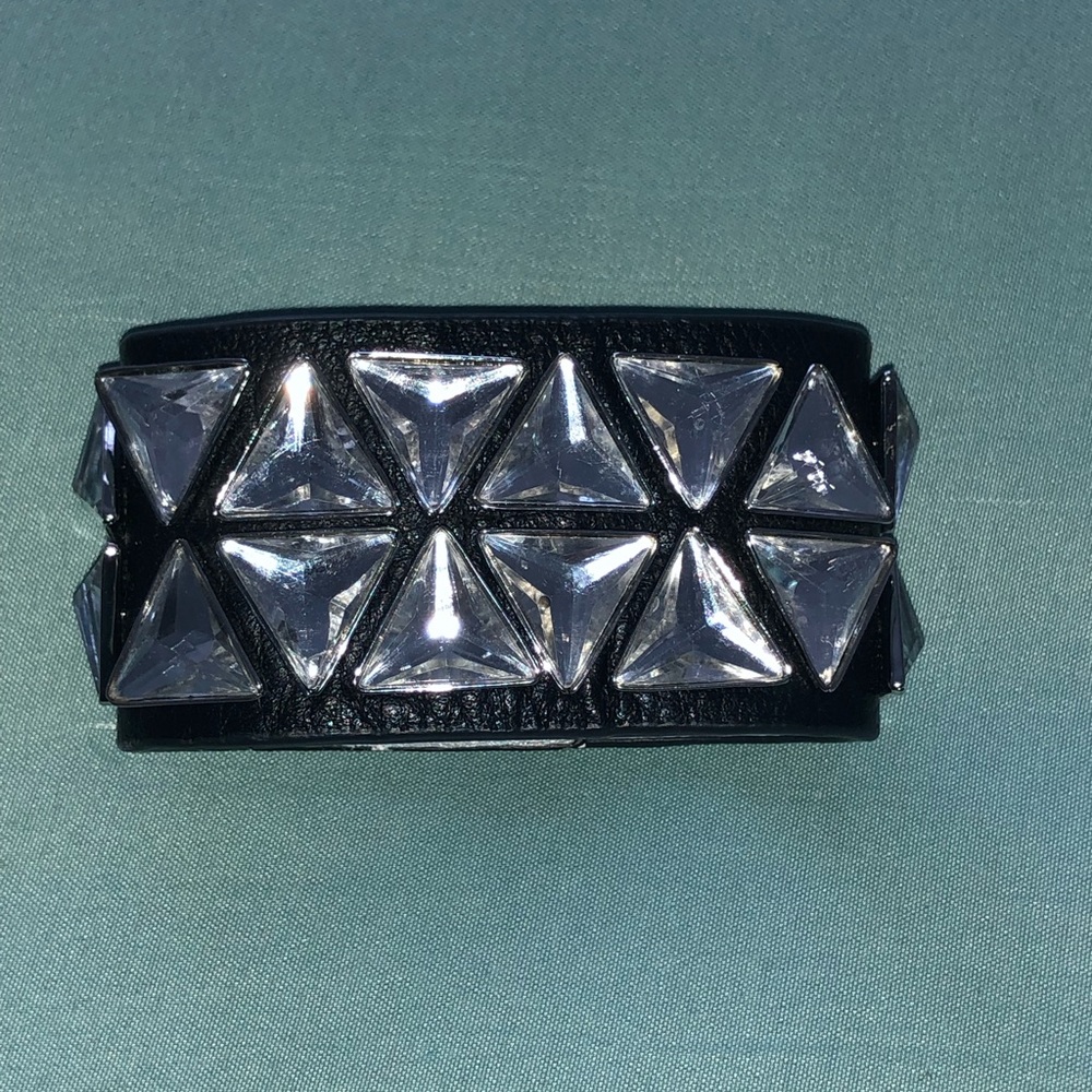 “OH MY JUICY” black leather snap wristlet/bracelet